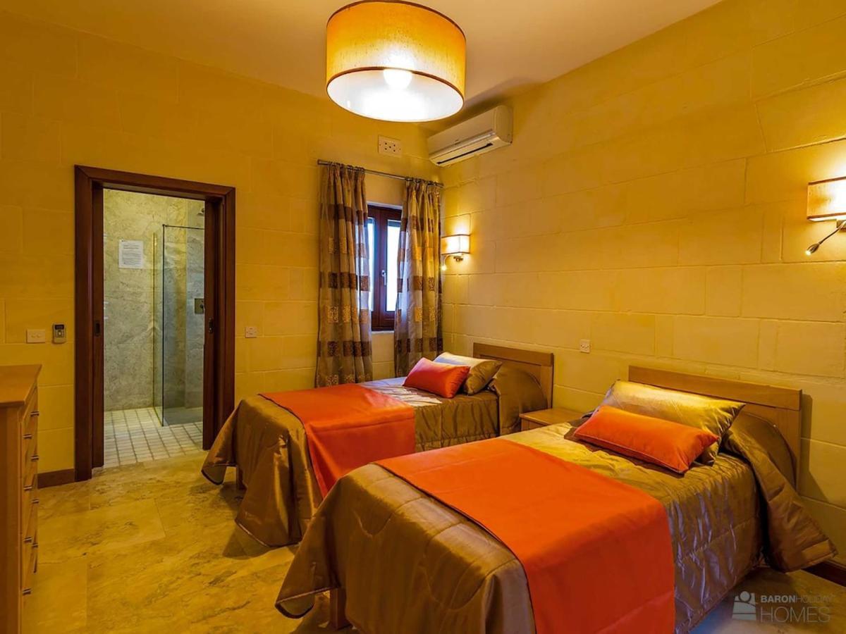 The Almonds Luxury Villa San Lawrenz Esterno foto