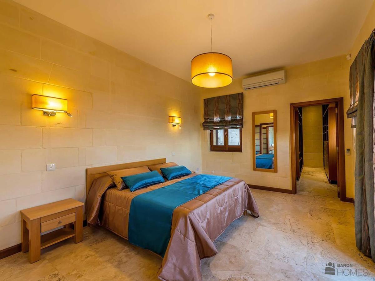 The Almonds Luxury Villa San Lawrenz Esterno foto
