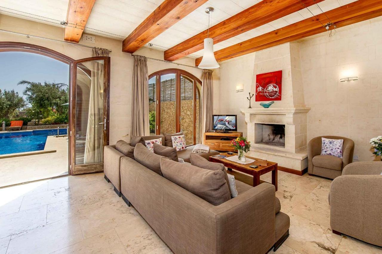The Almonds Luxury Villa San Lawrenz Esterno foto