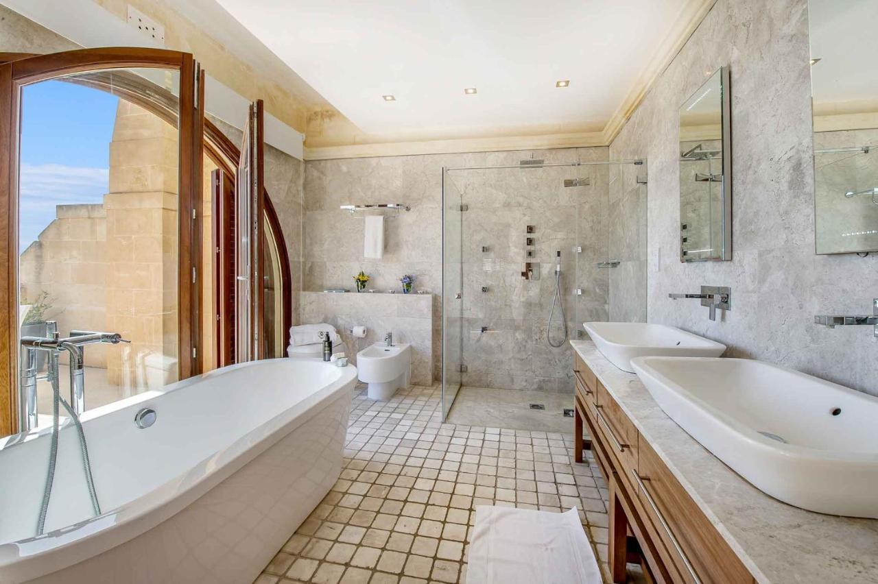 The Almonds Luxury Villa San Lawrenz Esterno foto