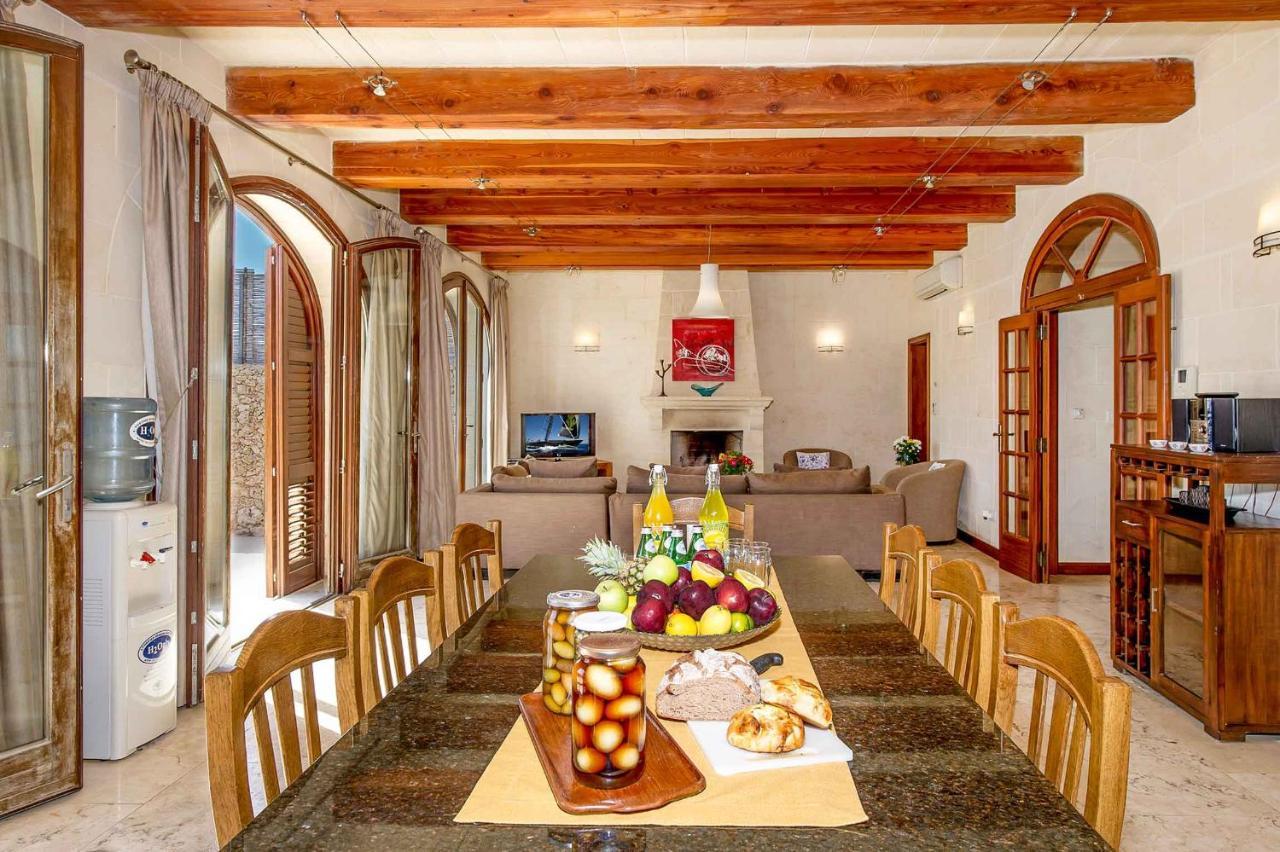 The Almonds Luxury Villa San Lawrenz Esterno foto